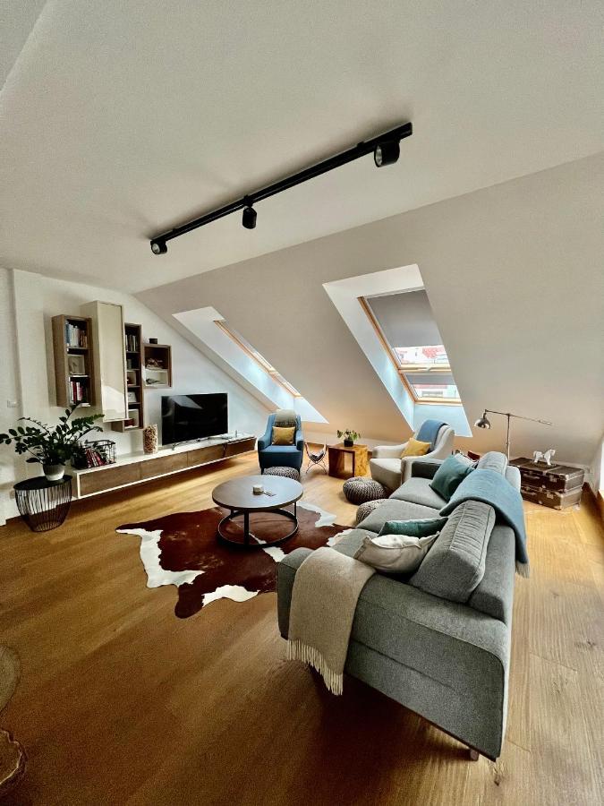 Bl - The Penthouse, 24Hr Self Check-In, 2 Bedrooms, Fireplace, Ac, Panoramic View From Main Balcony, 3-Minute Walk To City Center Банска бистрица Екстериор снимка
